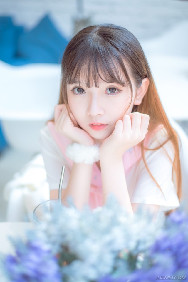 打开记忆的匣子，那温暖的画面依旧停留在那段美好的时光。我们牵手上学，我们高唱歌曲，我们笑颜如花……真的很感谢，感谢在生命最青春的那段时光里，让我遇见了你，遇见你的美好，遇见你的包容，遇见我们最纯粹的友谊！
